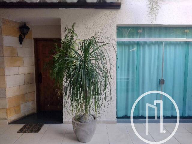 Casa para Comprar em São Paulo - 1