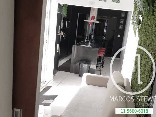 #1NM4N9B - Casa para Comprar em São Paulo - SP