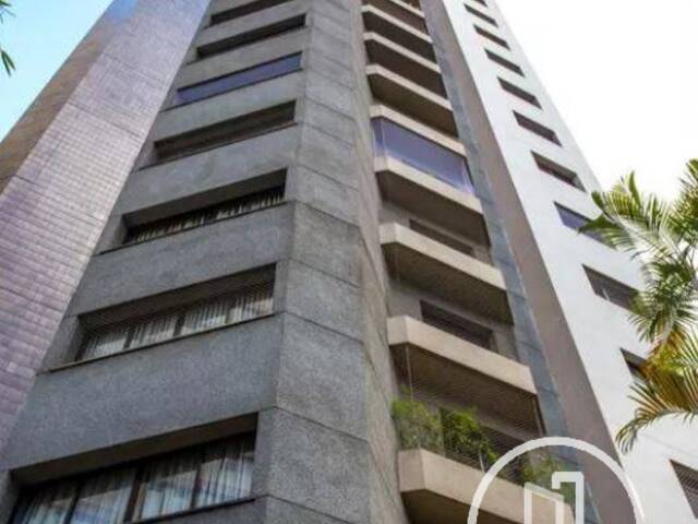 Apartamento para Comprar em São Paulo - 2