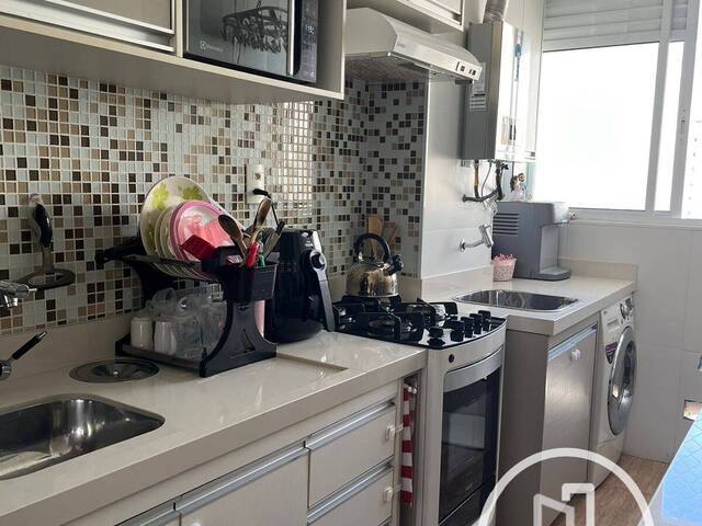 Apartamento para Comprar em São Paulo - 2