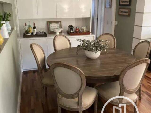 Apartamento para Comprar em São Paulo - 2