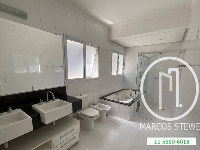Casa para Alugar em Santana de Parnaíba - 4