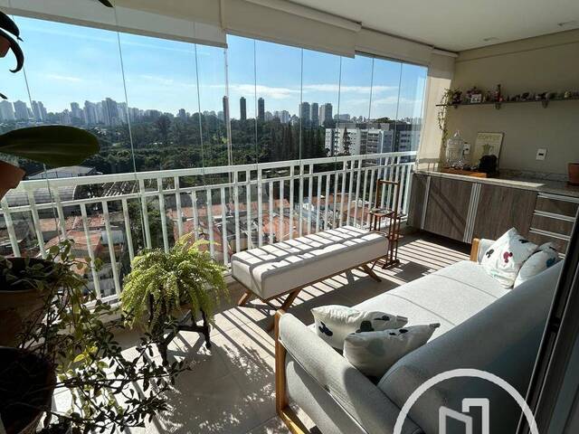 #1FCUN9B - Apartamento para Comprar em São Paulo - SP