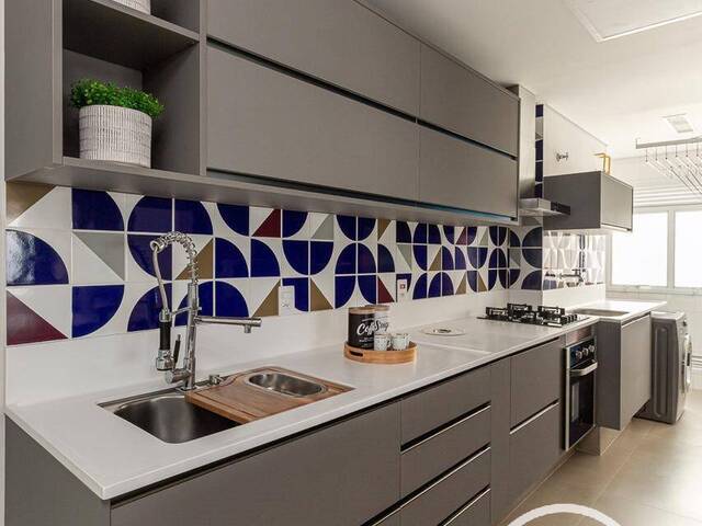 #1LL78ML - Apartamento para Comprar em São Paulo - SP
