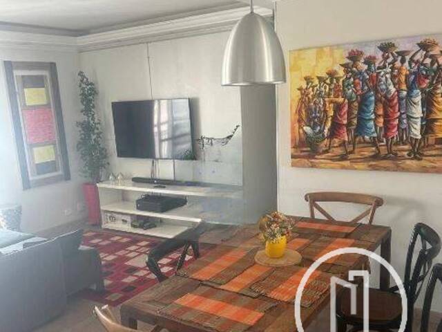 Apartamento para Comprar em São Paulo - 2
