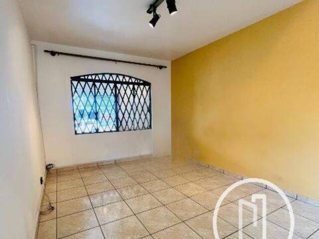 Casa para Comprar em São Paulo - 4