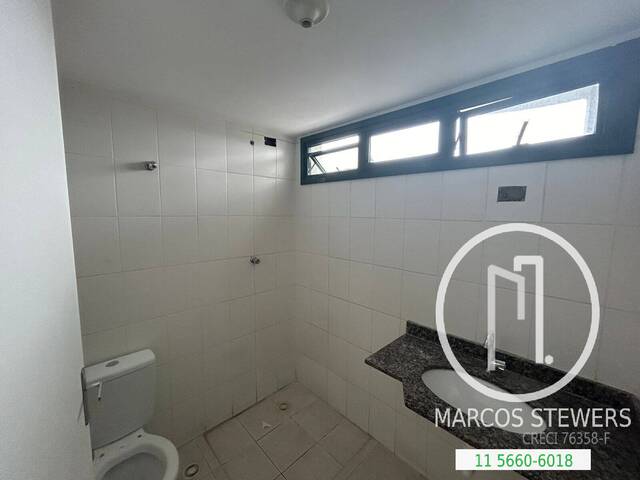 #RCV8ML - Apartamento para Comprar em São Paulo - SP