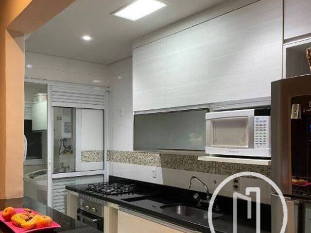 #1NG2N9B - Apartamento para Comprar em São Paulo - SP
