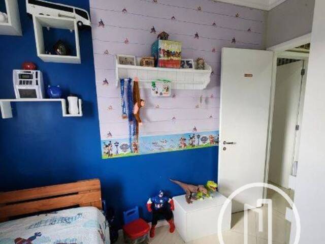 #1EM38ML - Apartamento para Comprar em São Paulo - SP