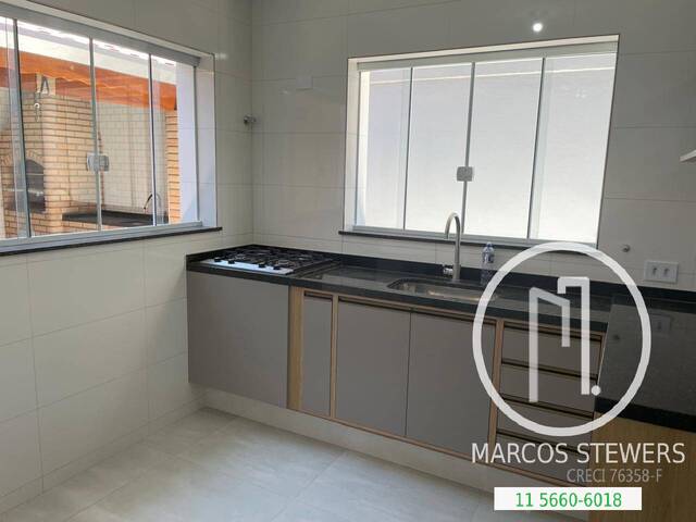 #LNSN9B - Casa para Comprar em São Paulo - SP