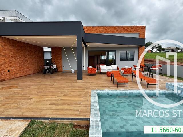 #5478ML - Casa para Comprar em Itaí - SP - 2