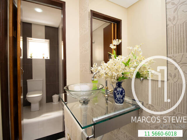 Casa para Comprar em São Paulo - 4