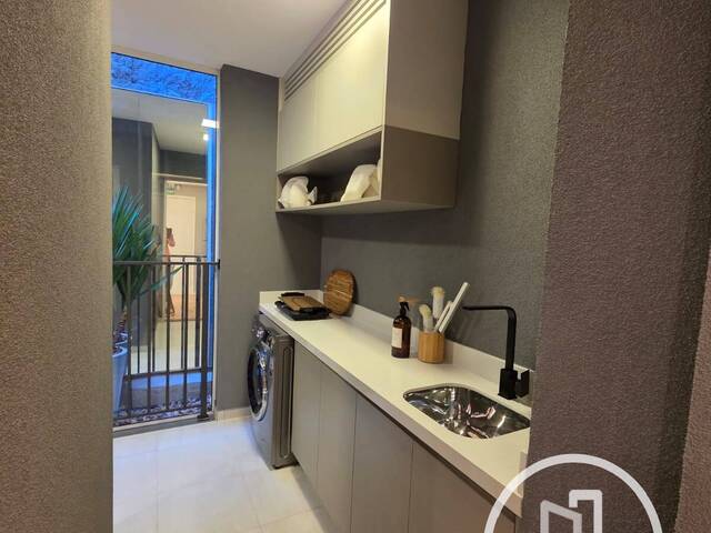 #1E2D8ML - Apartamento para Comprar em São Paulo - SP - 2