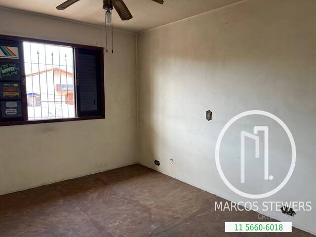 Casa para Comprar em São Paulo - 4