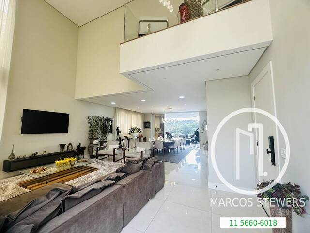 #1FGGN9B - Casa para Alugar em Santana de Parnaíba - SP