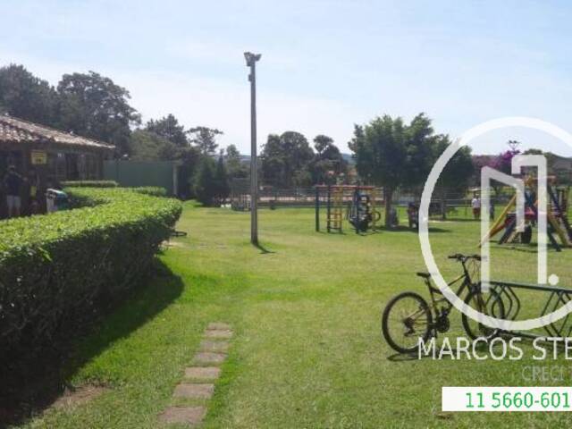 Terreno para Comprar em Embu-Guaçu - 4