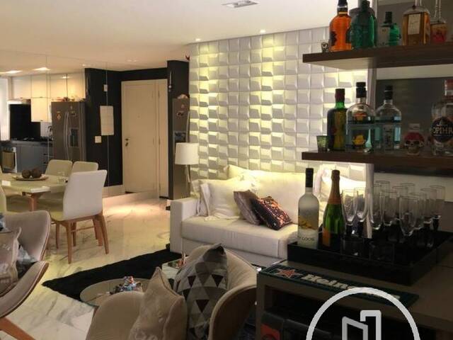 Apartamento para Comprar em São Paulo - 2