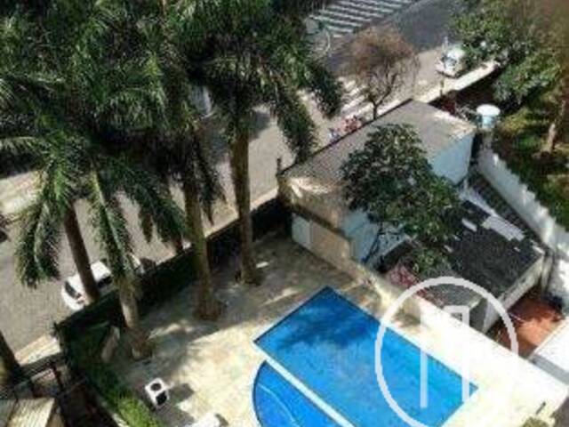 Apartamento para Comprar em São Paulo - 2