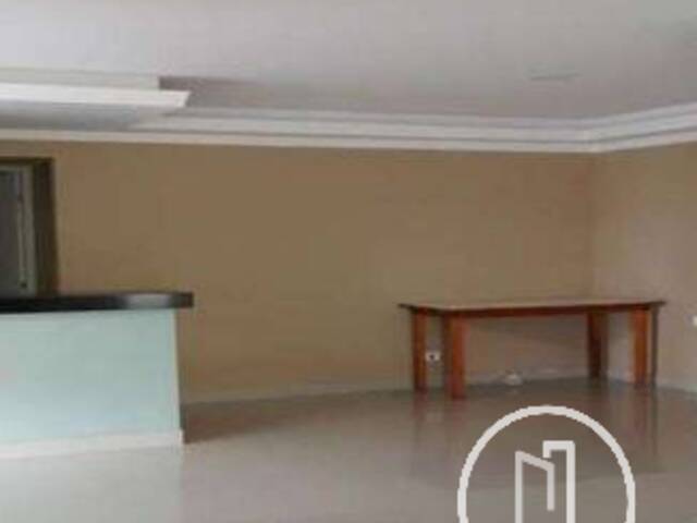 Apartamento para Comprar em São Paulo - 2