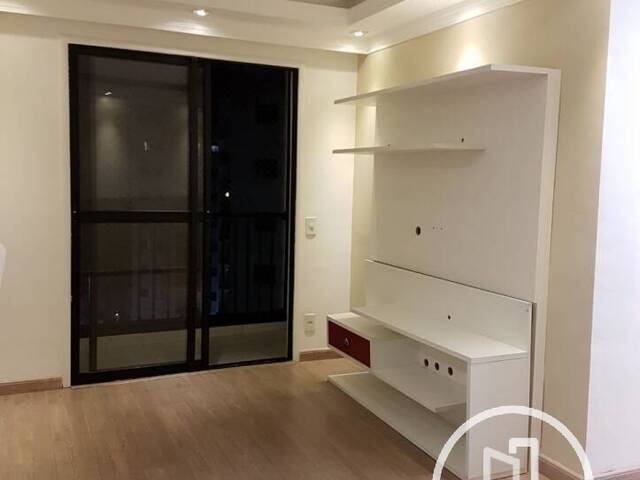 Apartamento para Comprar em São Paulo - 2