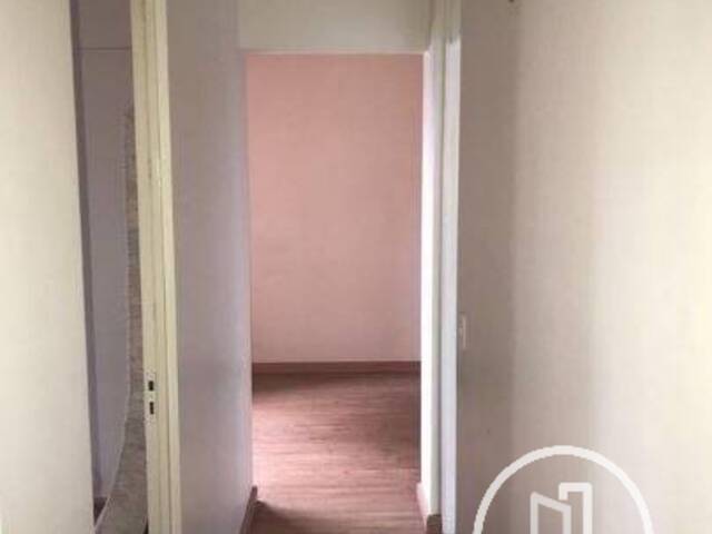 Apartamento para Comprar em São Paulo - 2