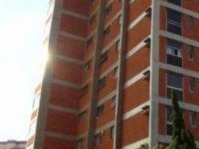 Apartamento para Comprar em São Paulo - 2