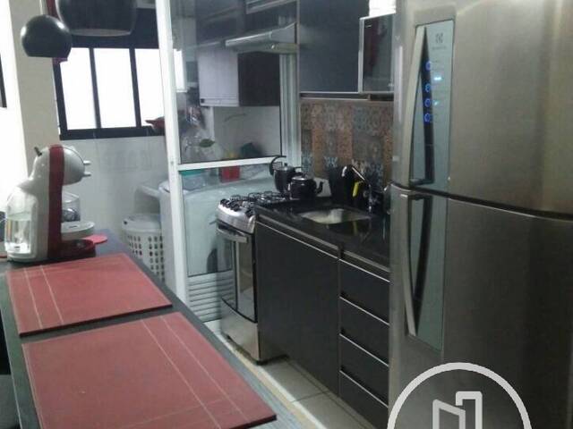 Apartamento para Comprar em São Paulo - 2
