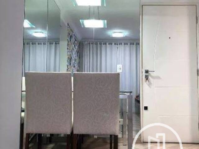 Apartamento para Comprar em São Paulo - 2
