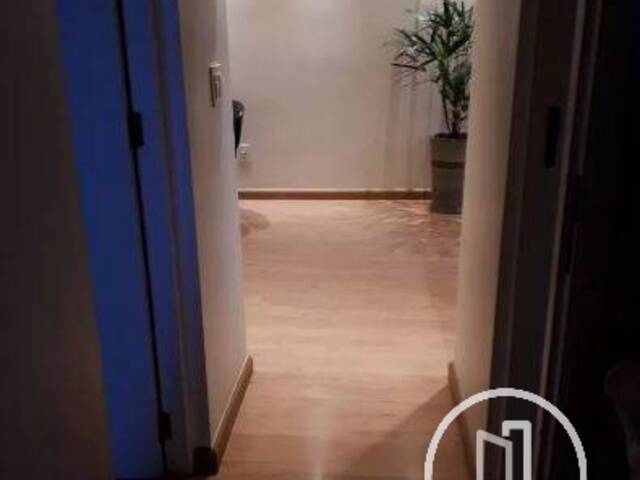 Apartamento para Comprar em São Paulo - 2