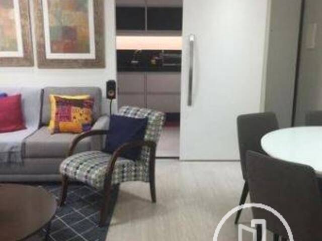 Apartamento para Comprar em São Paulo - 2