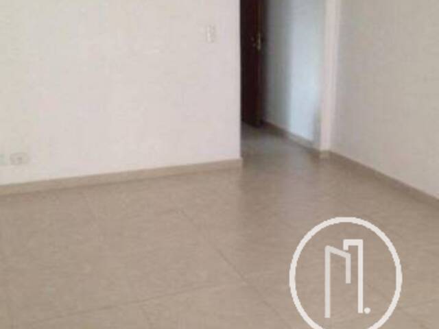 Apartamento para Comprar em São Paulo - 2
