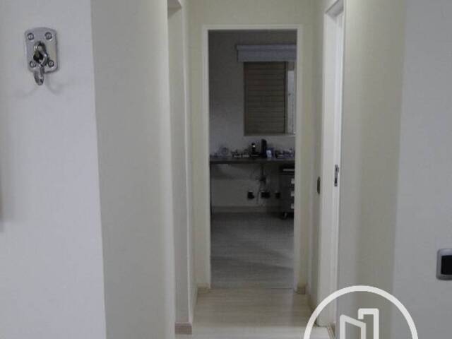 Apartamento para Comprar em São Paulo - 2