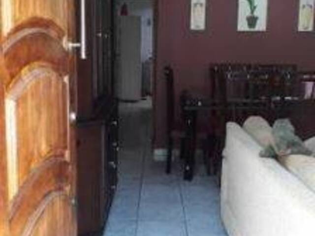 Casa para Comprar em São Paulo - 2