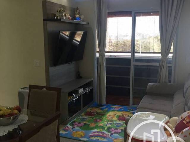 Apartamento para Comprar em São Paulo - 2