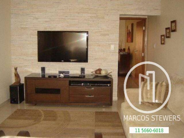 Casa para Comprar em São Paulo - 2