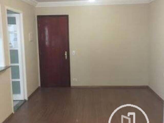 Apartamento para Comprar em São Paulo - 2