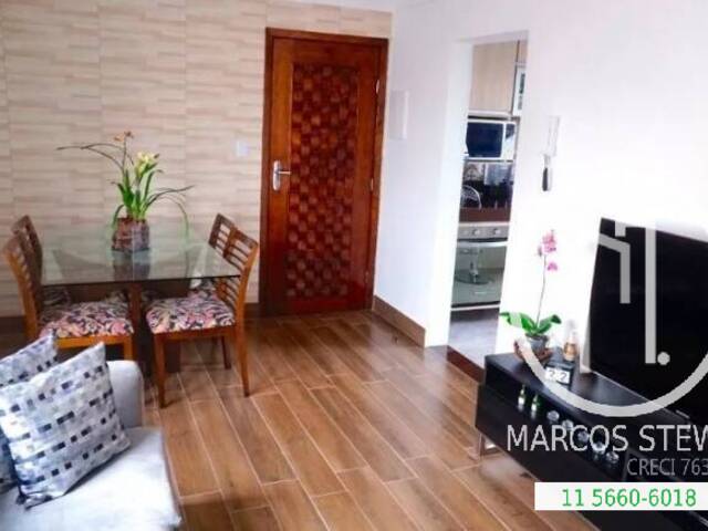 Apartamento para Comprar em São Paulo - 2