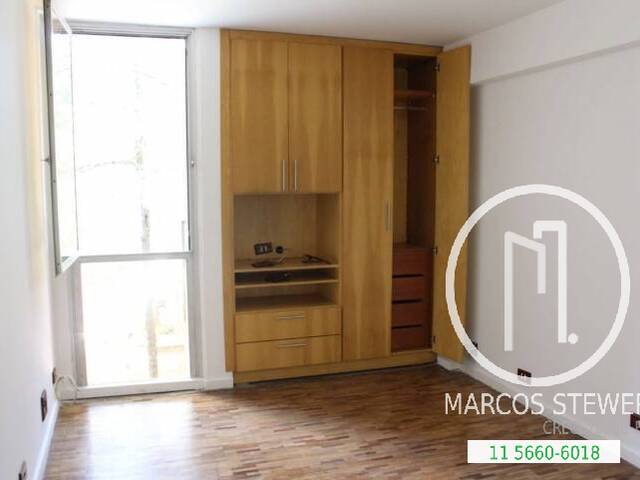 Apartamento para Comprar em São Paulo - 2