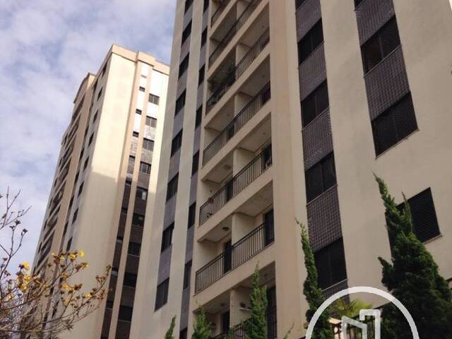 Apartamento para Comprar em São Paulo - 2
