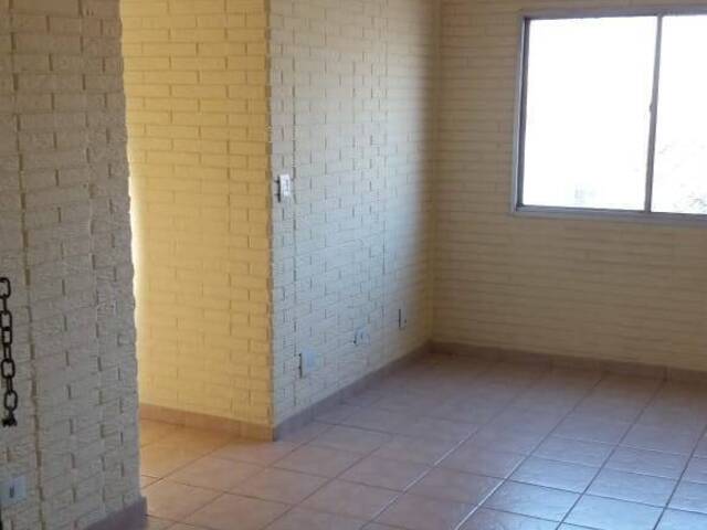 Apartamento para Comprar em São Paulo - 3