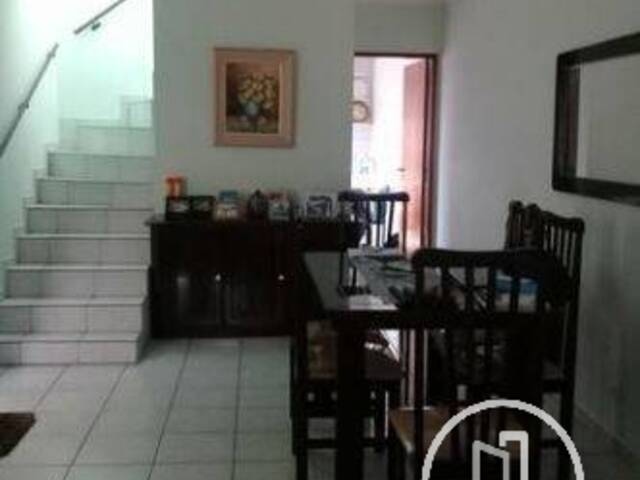 Casa para Comprar em São Paulo - 4