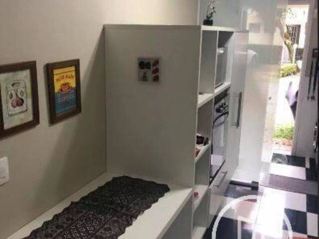 Casa para Comprar em São Paulo - 4