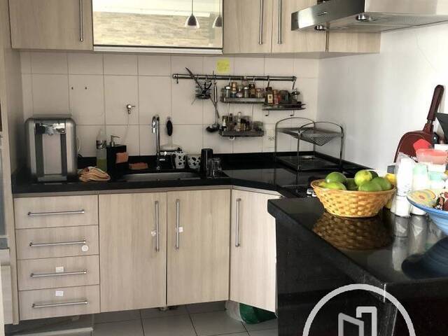 Apartamento para Comprar em São Paulo - 2