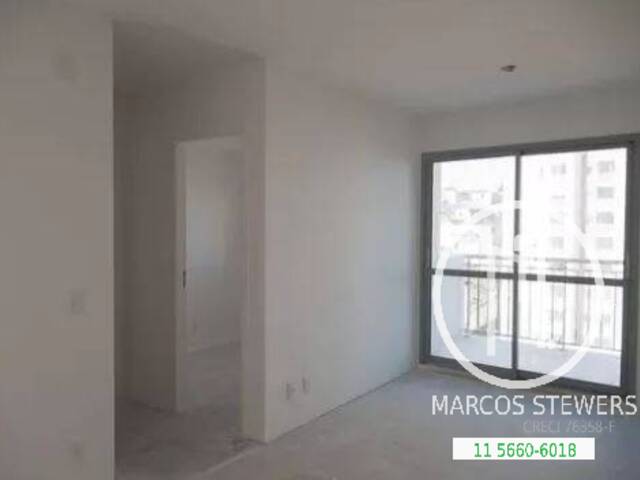 Apartamento para Comprar em São Paulo - 2