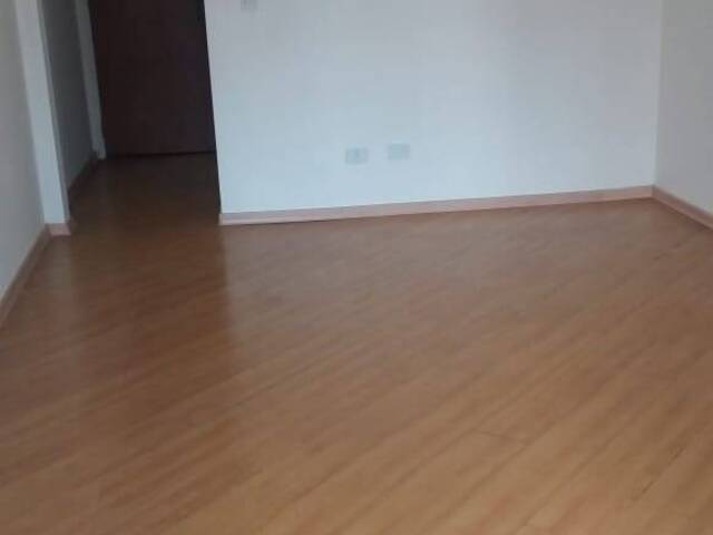 Apartamento para Comprar em São Paulo - 2