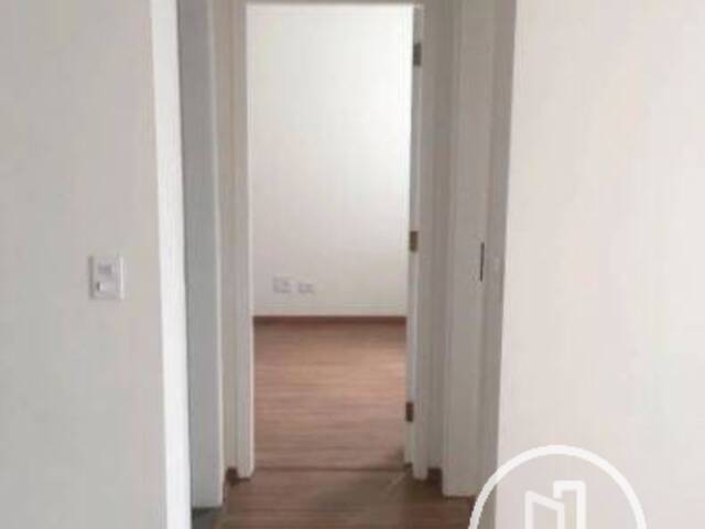 Apartamento para Comprar em São Paulo - 2