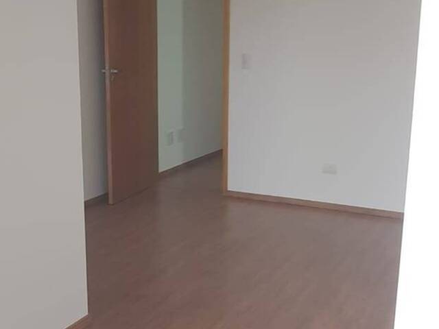 Casa para Comprar em São Paulo - 2