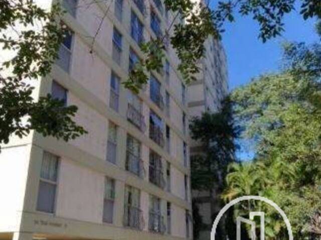 Apartamento para Comprar em São Paulo - 2
