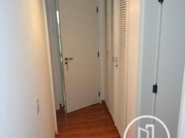Apartamento para Comprar em São Paulo - 2