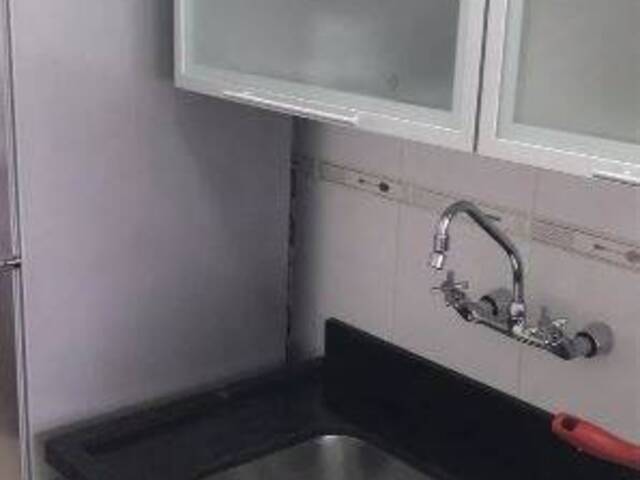 Apartamento para Comprar em São Paulo - 2